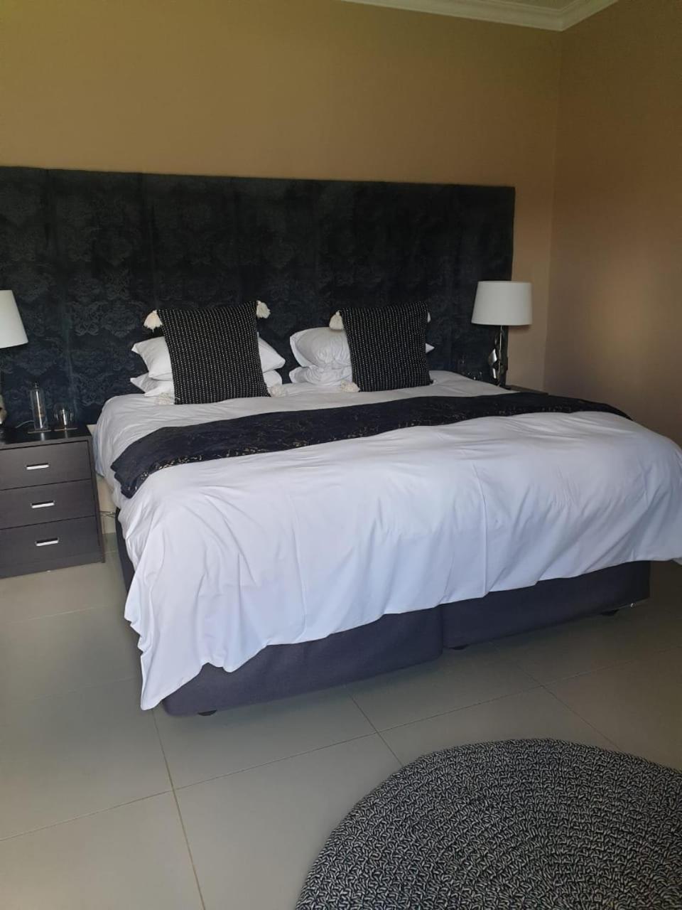 Wetlands Game Lodge Wakkerstroom Стая снимка