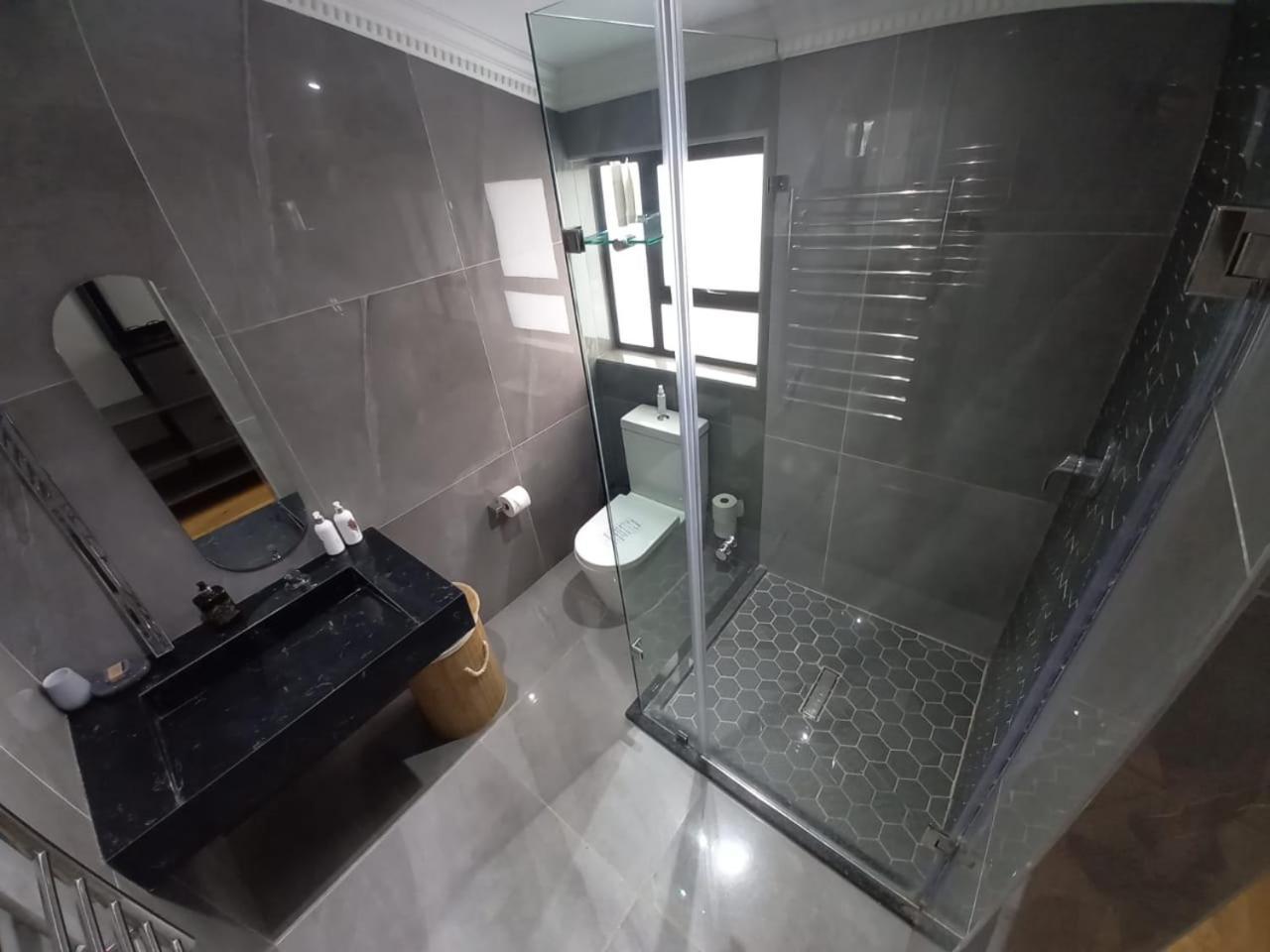 Wetlands Game Lodge Wakkerstroom Стая снимка